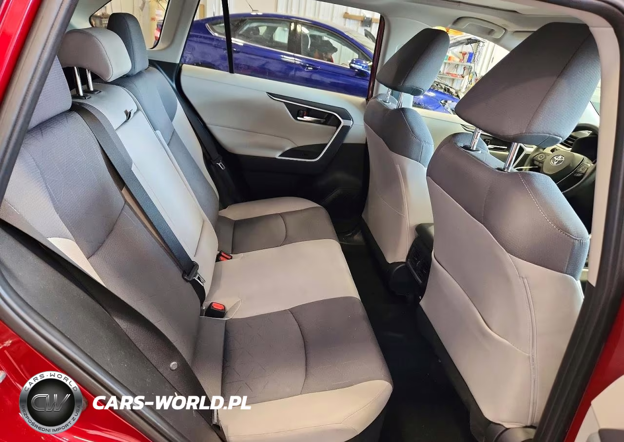 2023 Toyota Rav4 Hybrid Xle VIN:JTMRWRFV0PD194710 - 10