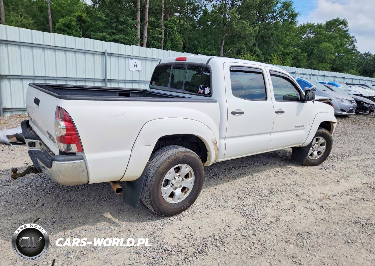 2010 Toyota Tacoma Double Cab Prerunner VIN:5TEJU4GN4AZ705533 - 3