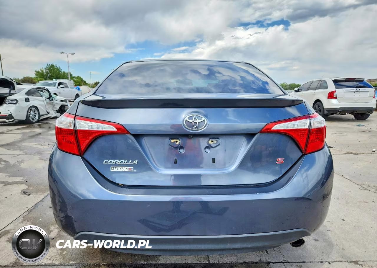 2015 Toyota Corolla S Plus VIN:5YFBURHE3FP355910 - 6