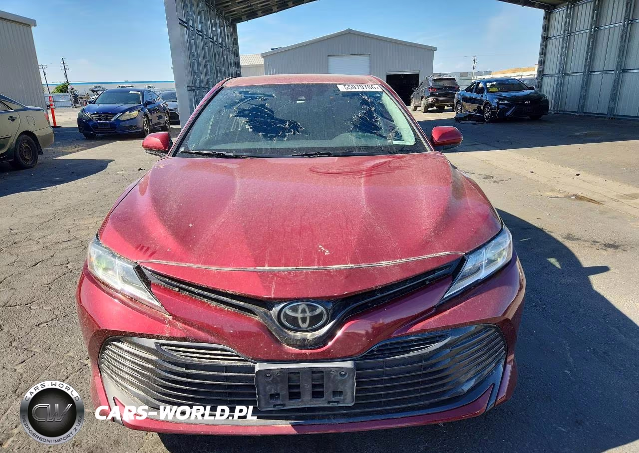 2020 Toyota Camry Le VIN:4T1C11AKXLU334674 - 5