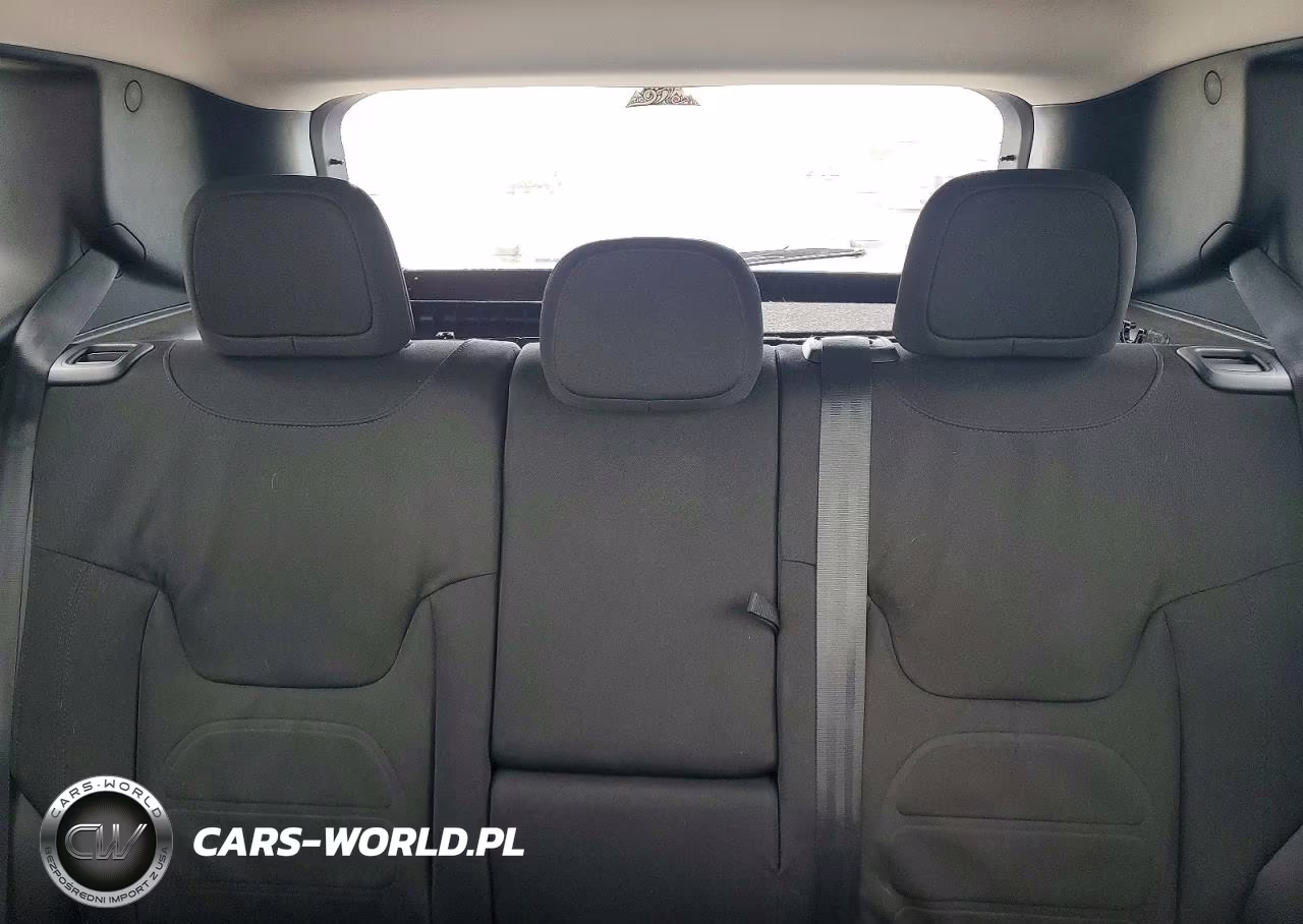 2017 Jeep Renegade Latitude VIN:ZACCJABB8HPG59870 - 10