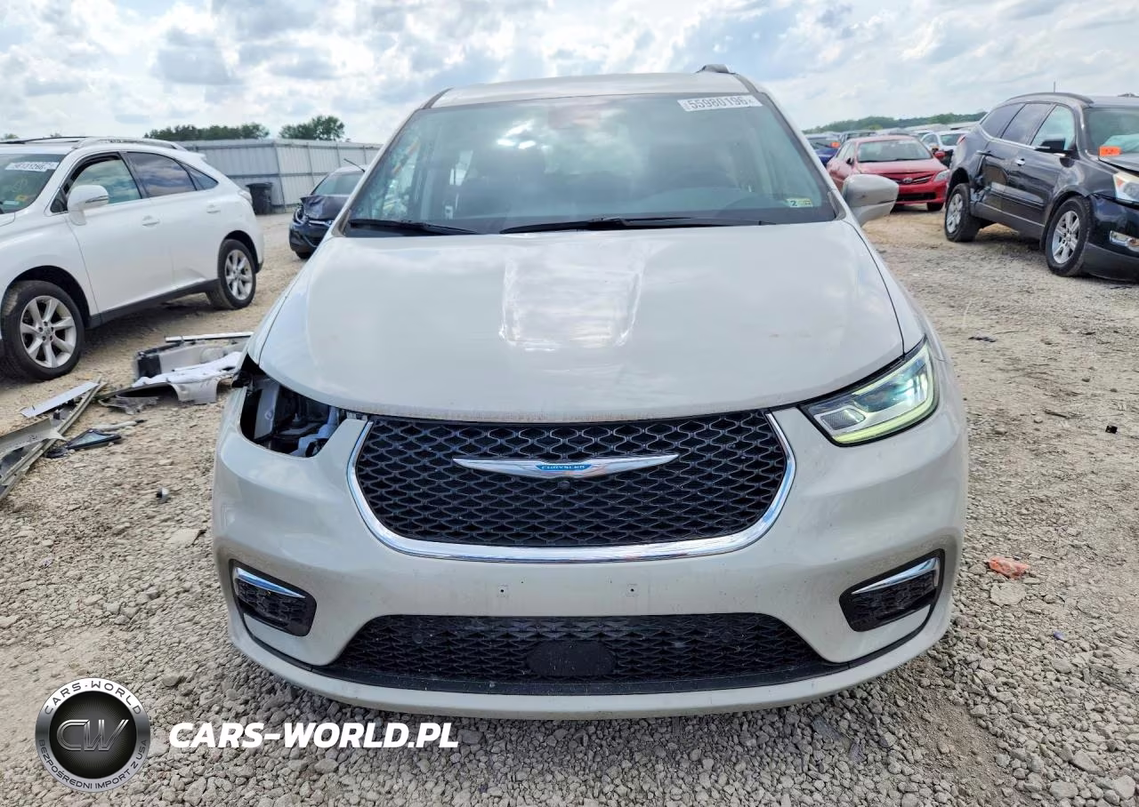 2021 Chrysler Pacifica Hybrid Touring L VIN:2C4RC1L77MR517479 - 5