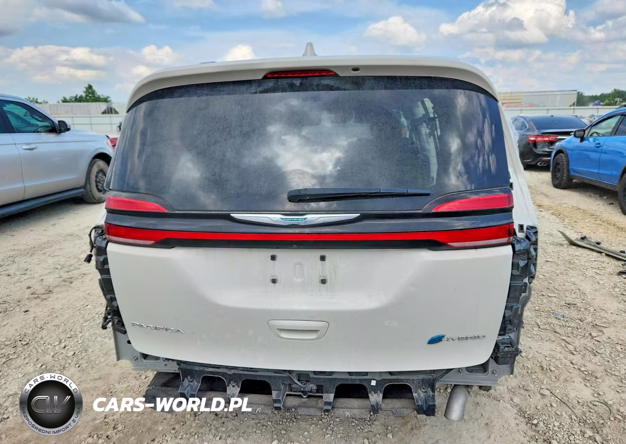 2021 Chrysler Pacifica Hybrid Touring L VIN:2C4RC1L77MR517479 - 6