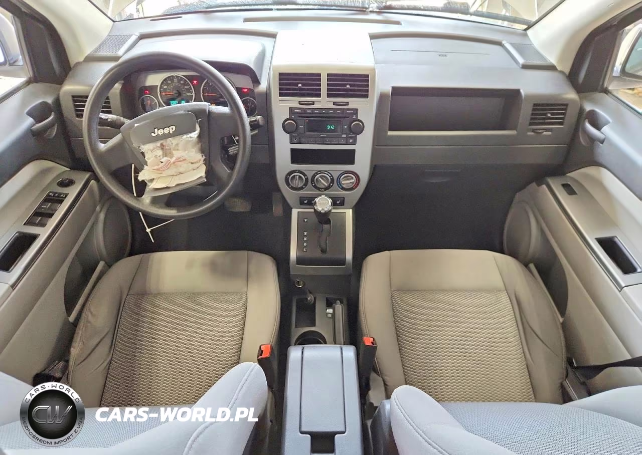 2007 Jeep Compass VIN:1J8FF47W67D197553 - 8