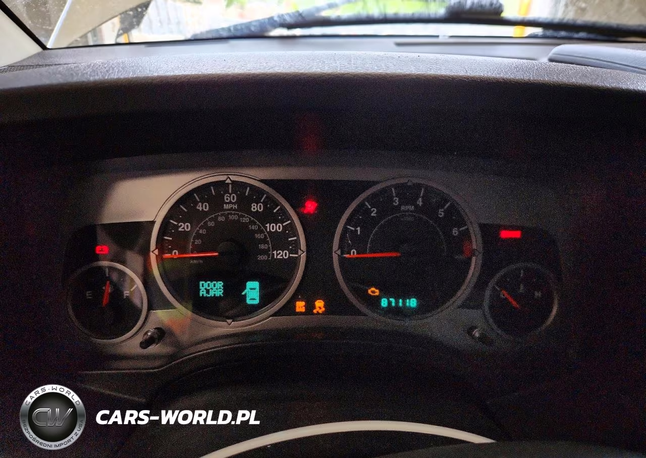 2007 Jeep Compass VIN:1J8FF47W67D197553 - 9