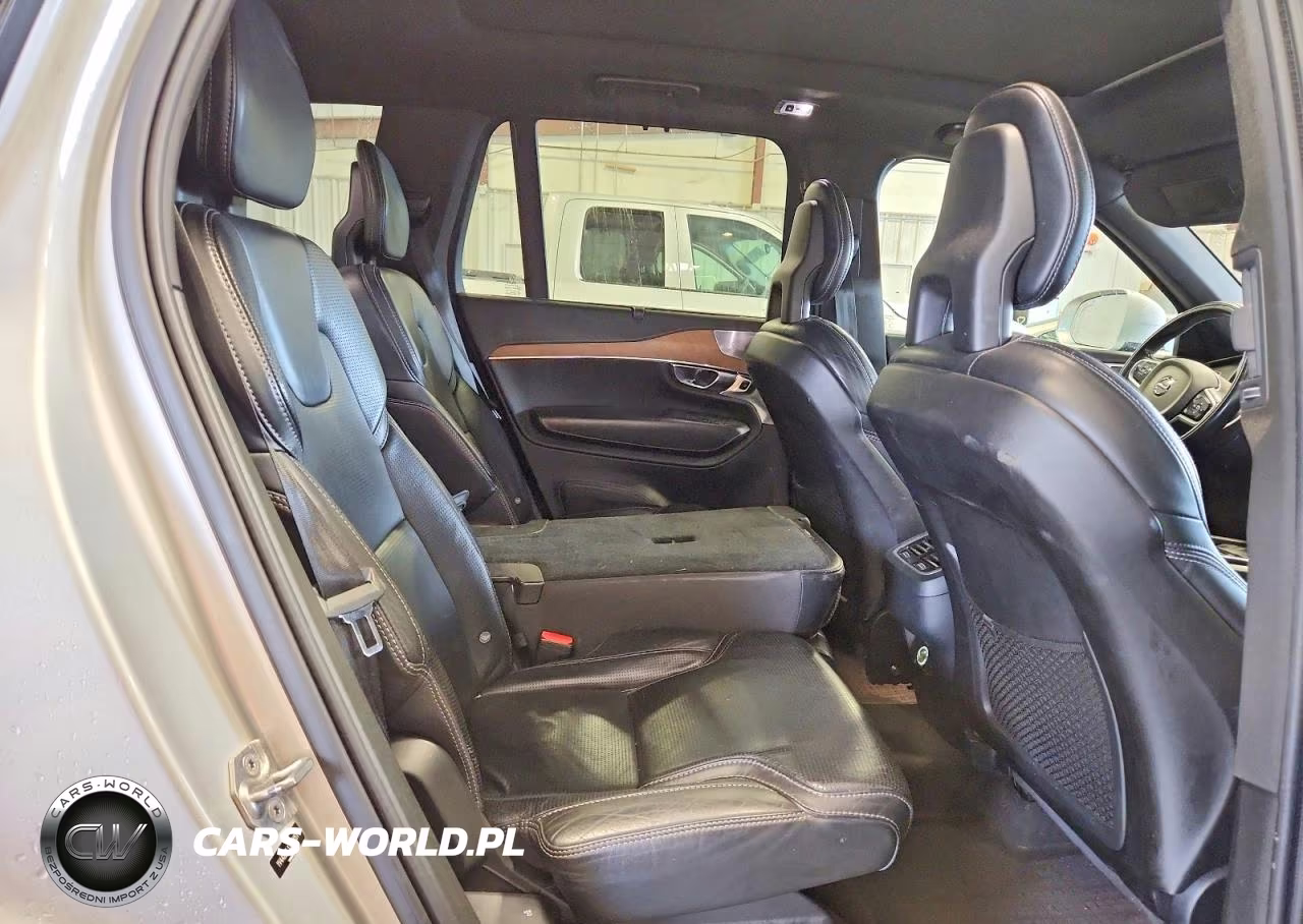 2018 Volvo Xc90 T6 VIN:YV4A22PL1J1215051 - 10