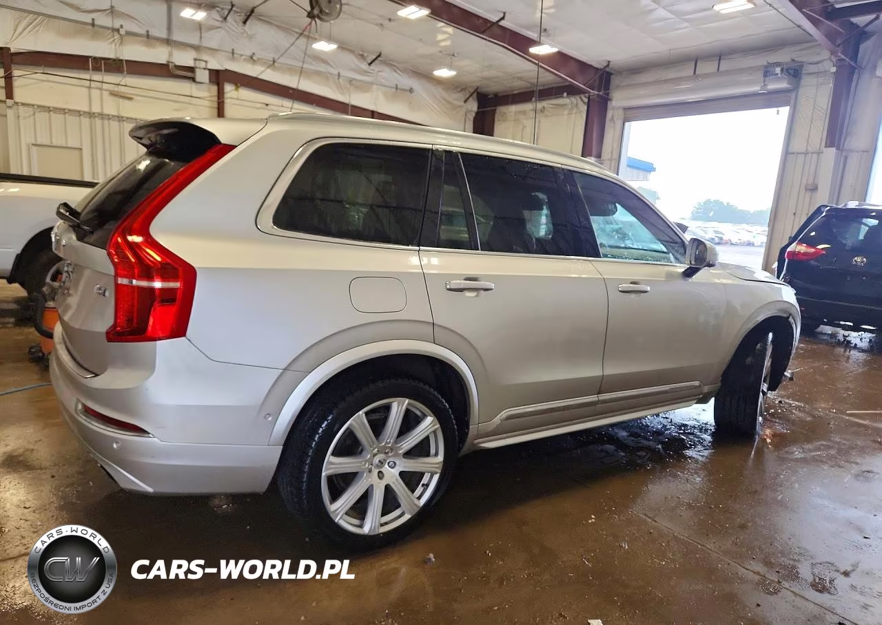 2018 Volvo Xc90 T6 VIN:YV4A22PL1J1215051 - 3