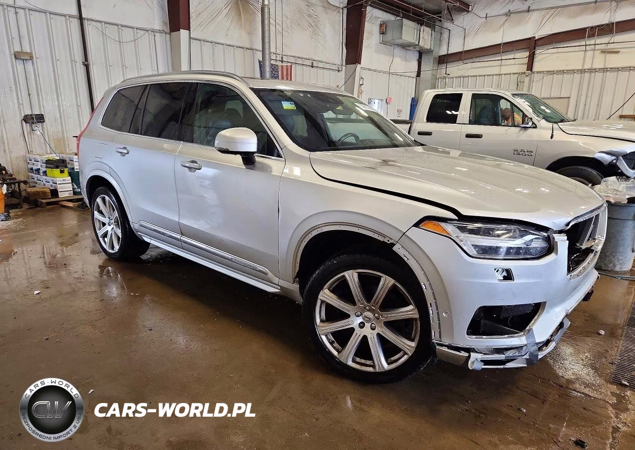 2018 Volvo Xc90 T6 VIN:YV4A22PL1J1215051 - 4