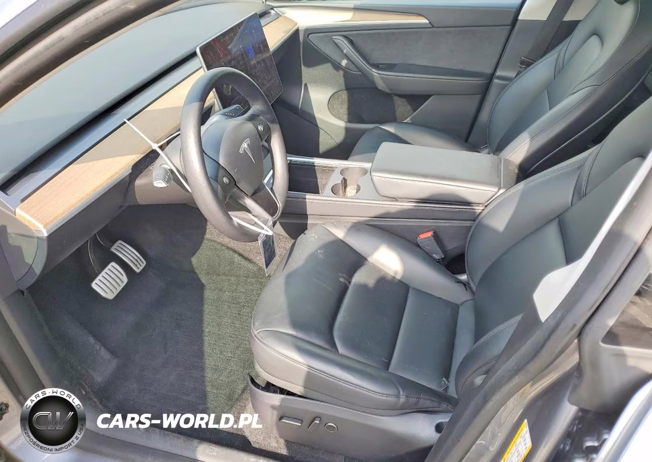 2024 Tesla Model Y VIN:7SAYGDEF8RA306025 - 7