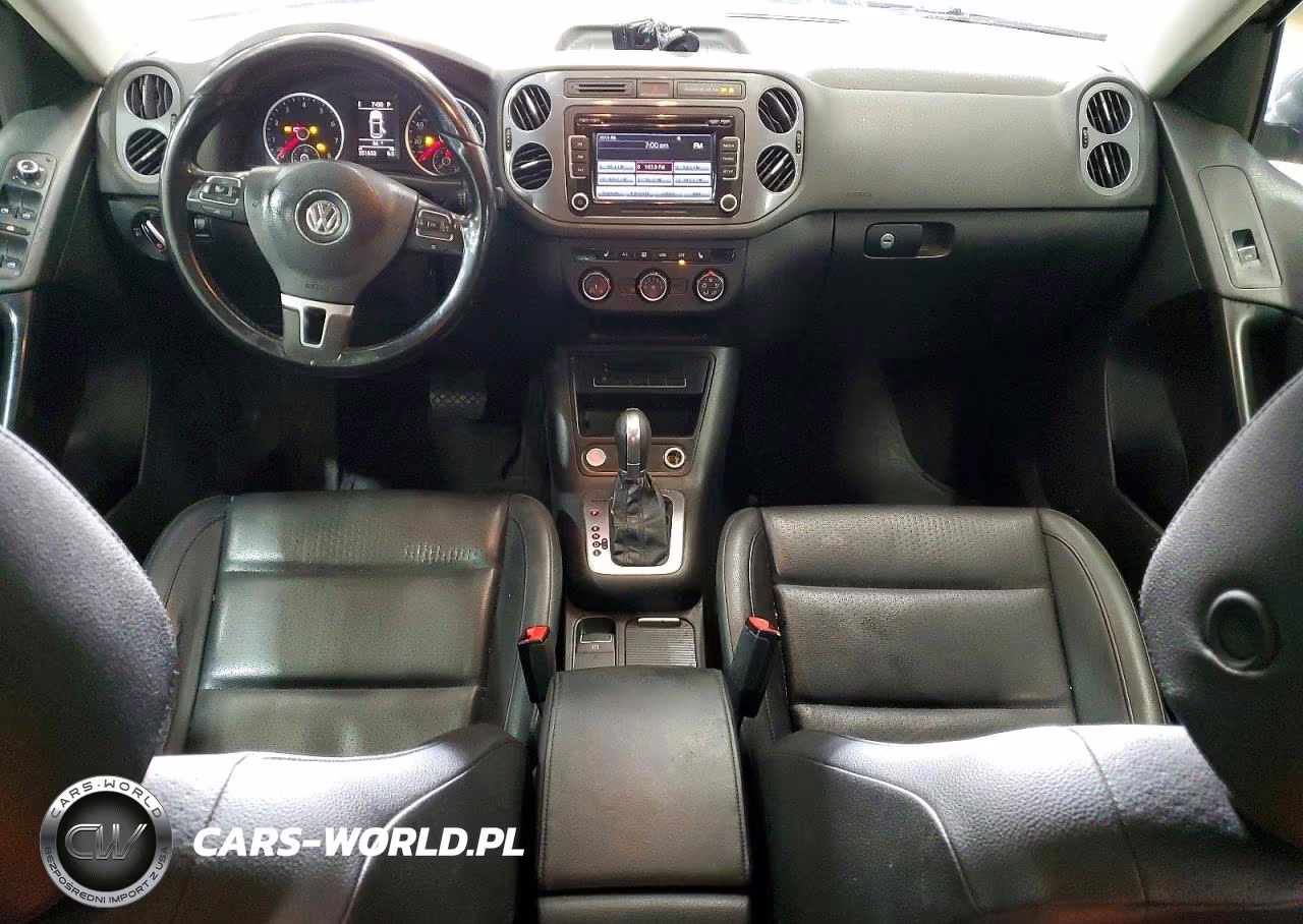 2015 Volkswagen Tiguan S VIN:WVGBV7AX5FW586596 - 8