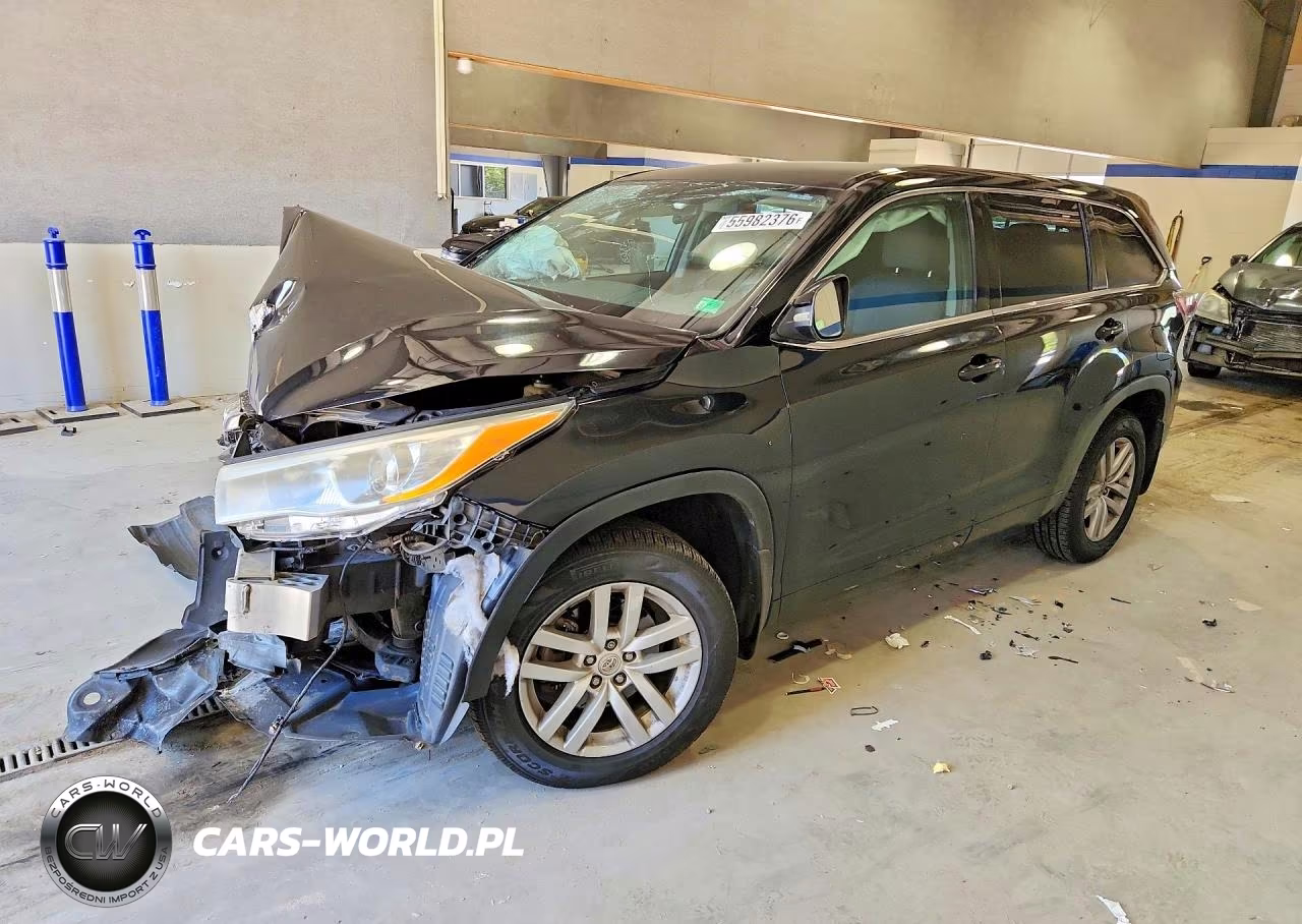 2015 Toyota Highlander Le – zdjęcie 1 z 14