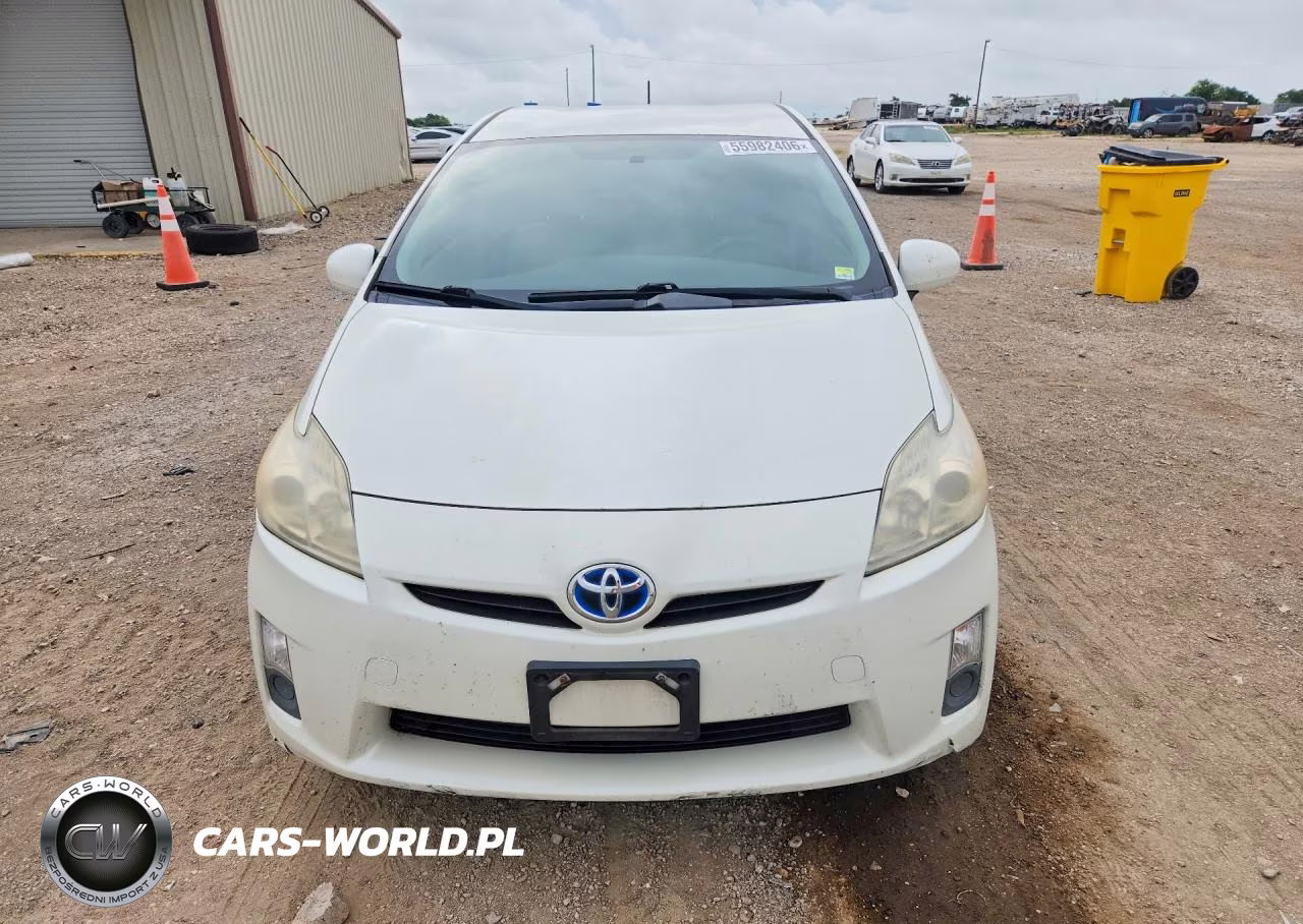 2011 Toyota Prius Two VIN:JTDKN3DU3B1466415 - 5