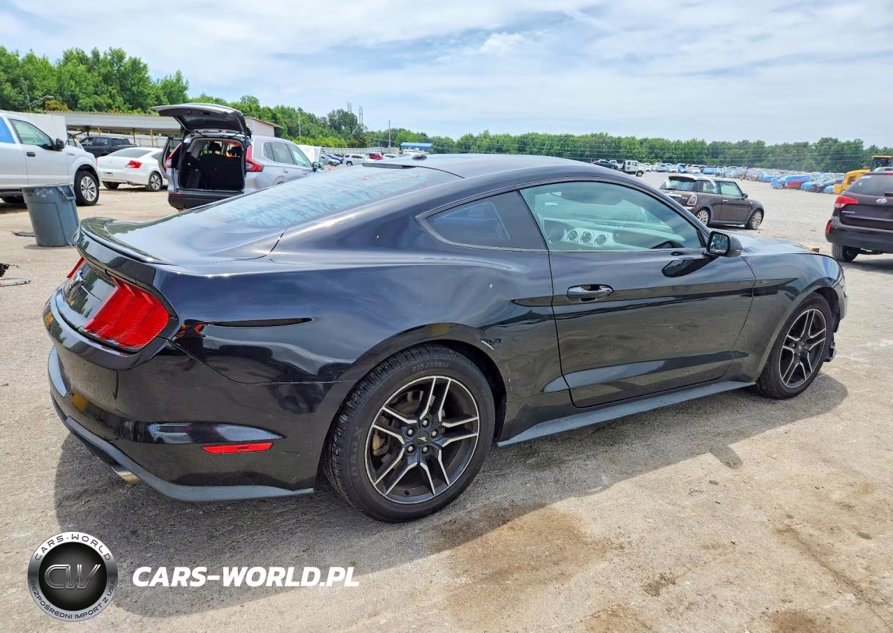 2018 Ford Mustang VIN:1FA6P8TH0J5165238 - 3