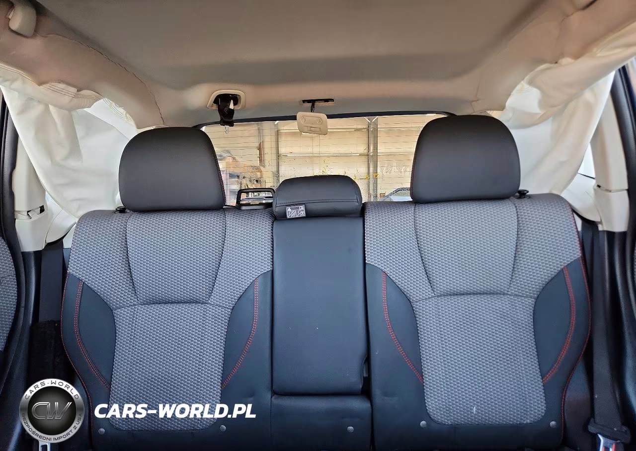 2019 Subaru Forester Sport VIN:JF2SKAPC5KH540300 - 10