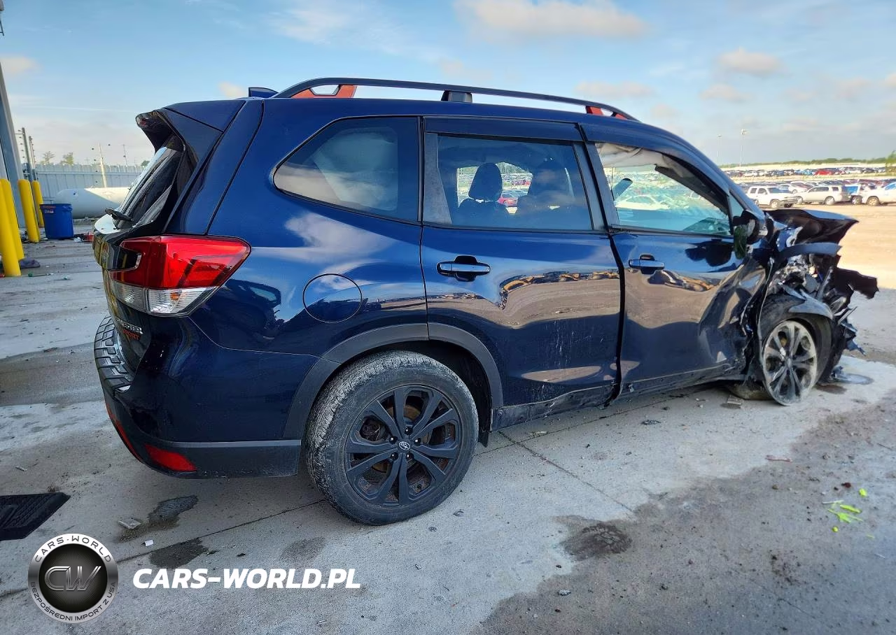 2019 Subaru Forester Sport VIN:JF2SKAPC5KH540300 - 3