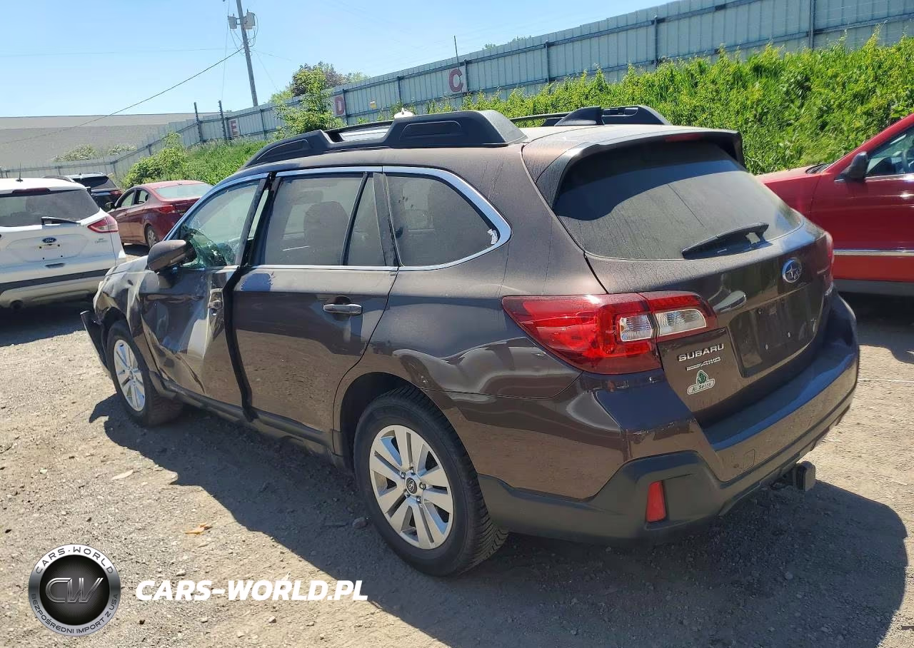 2019 Subaru Outback 2.5I Premium VIN:4S4BSAHC8K3270582 - 2