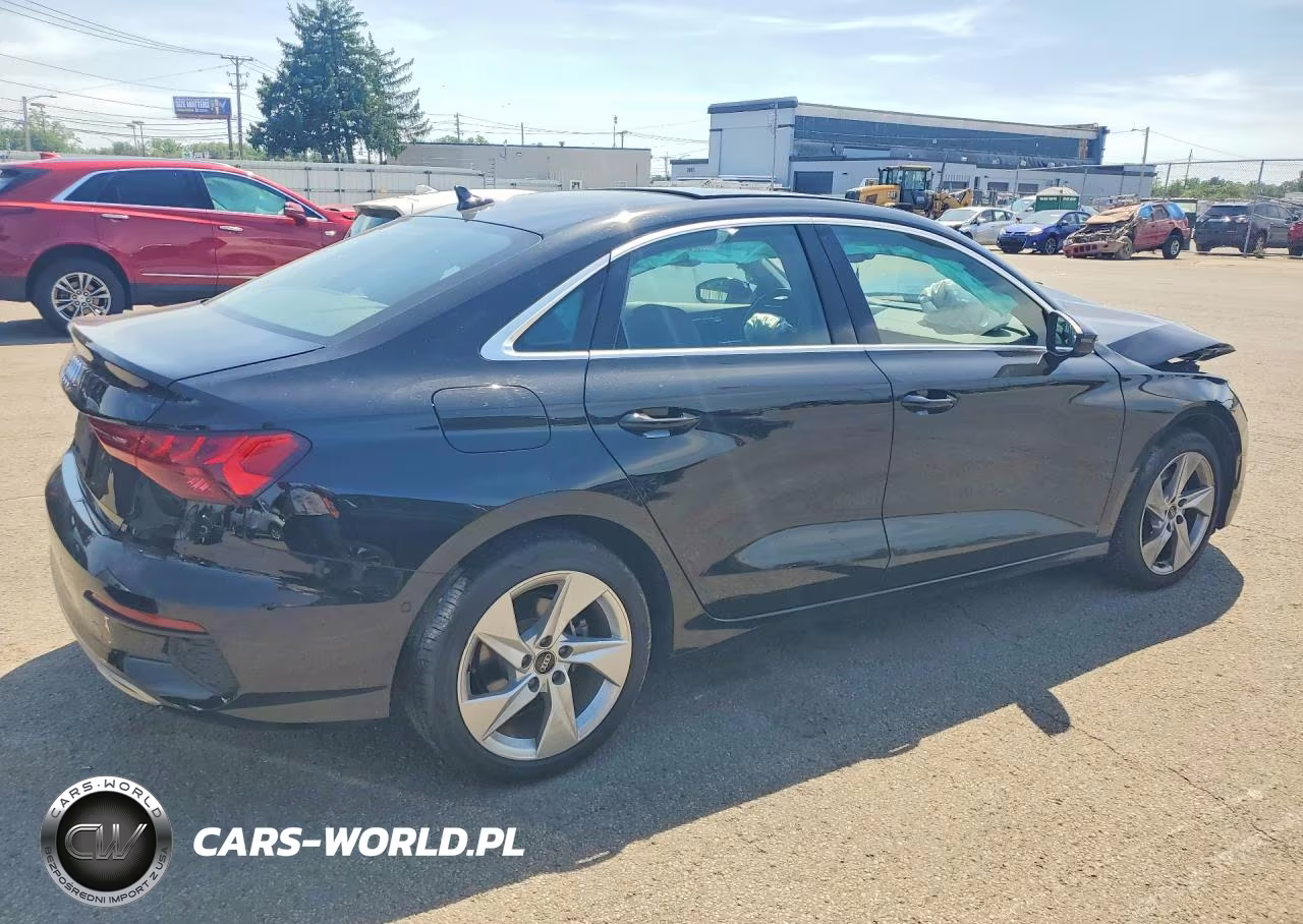 2023 Audi A3 Premium VIN:WAUAUDGY4PA118114 - 3