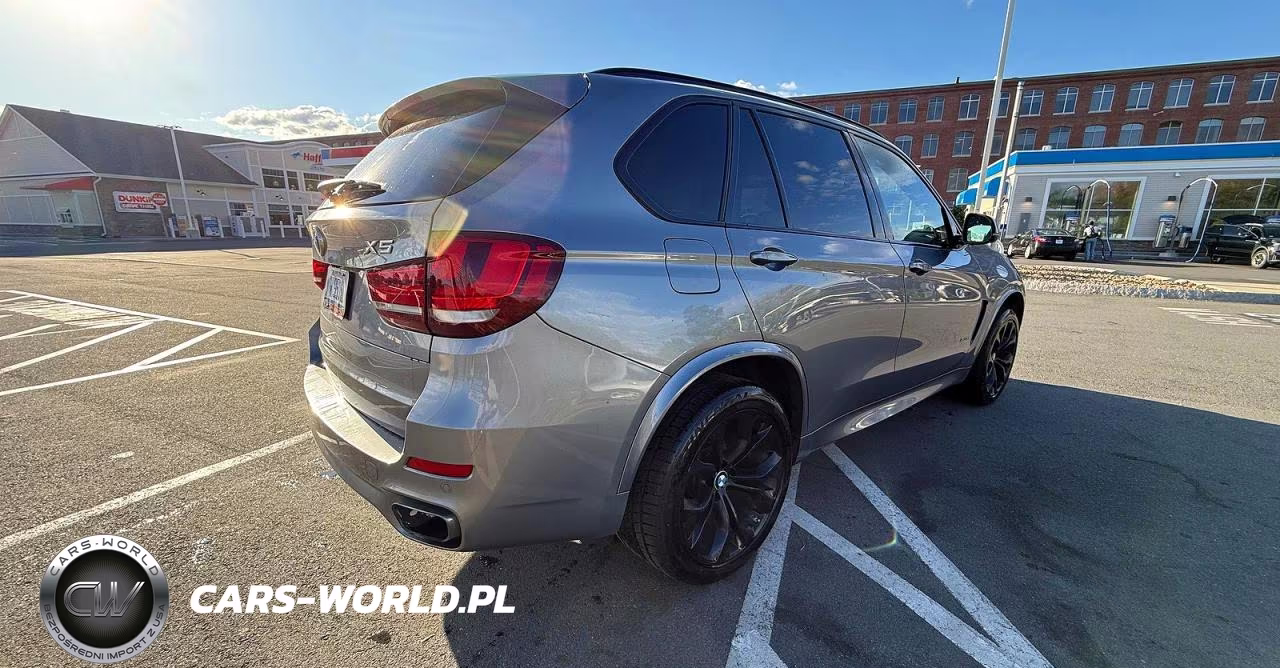 2017 BMW X5 xDrive35I VIN:5UXKR0C36H0V71913 - 4
