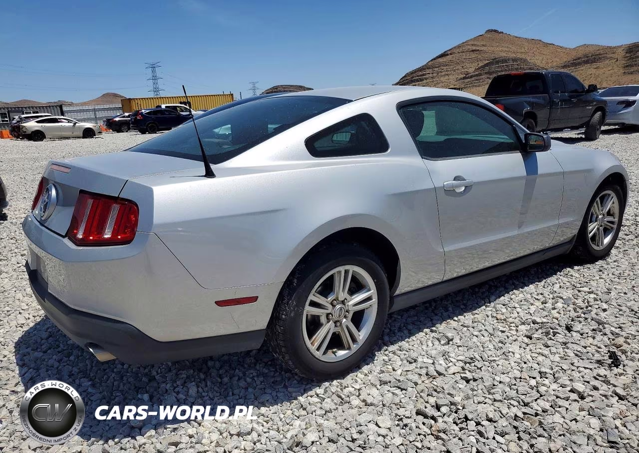2010 Ford Mustang VIN:1ZVBP8ANXA5176388 - 3
