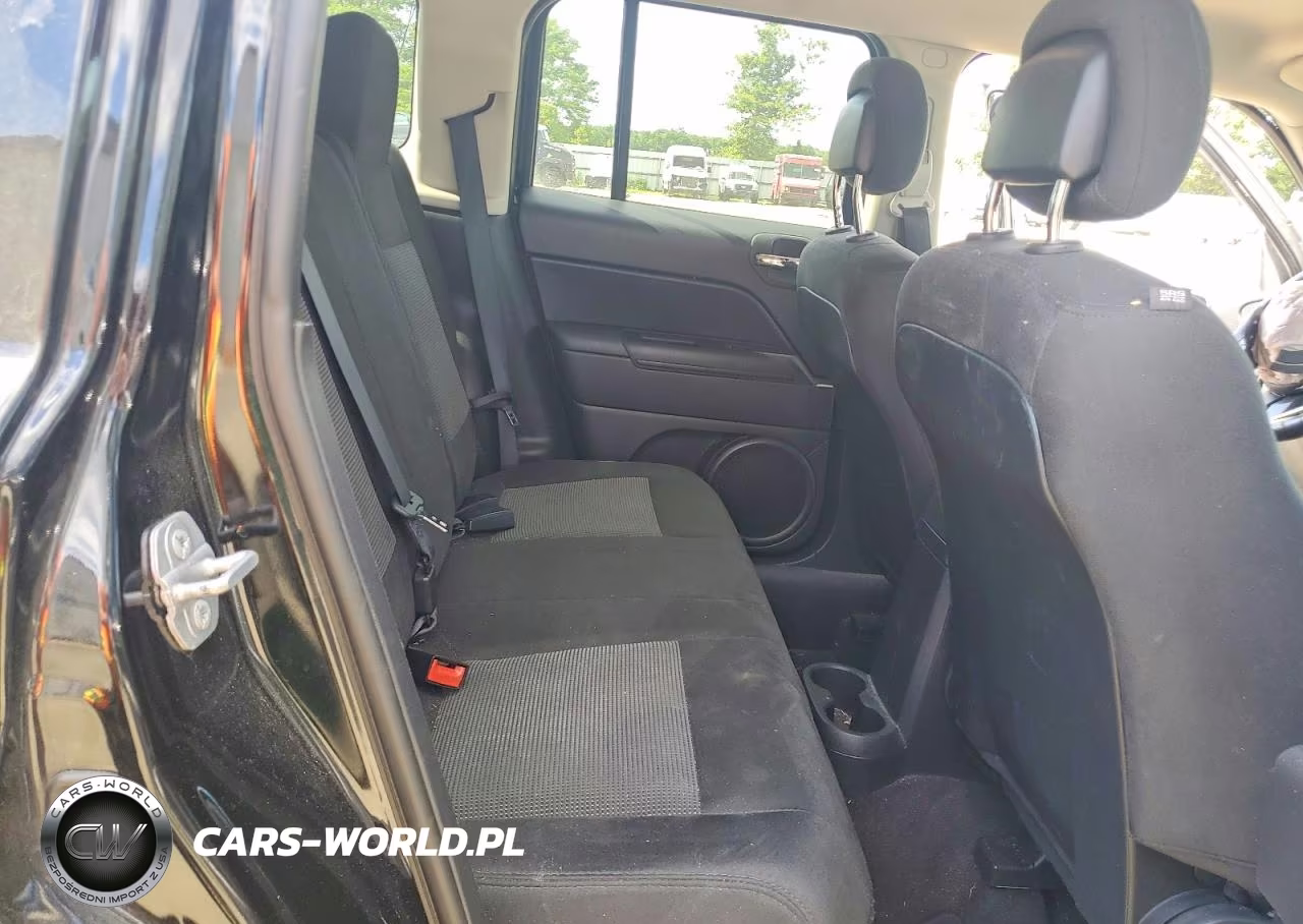2015 Jeep Patriot Latitude VIN:1C4NJRFB8FD280350 - 11