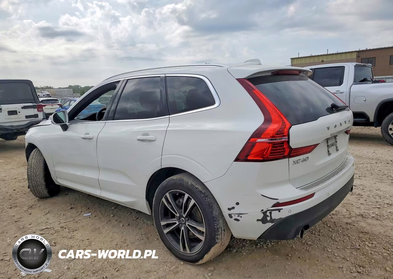2020 Volvo Xc60 T5 Momentum VIN:YV4102RKXL1601447 - 2