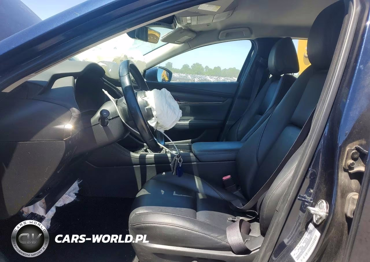 2019 Mazda 3 Preferred VIN:JM1BPADL5K1115835 - 7