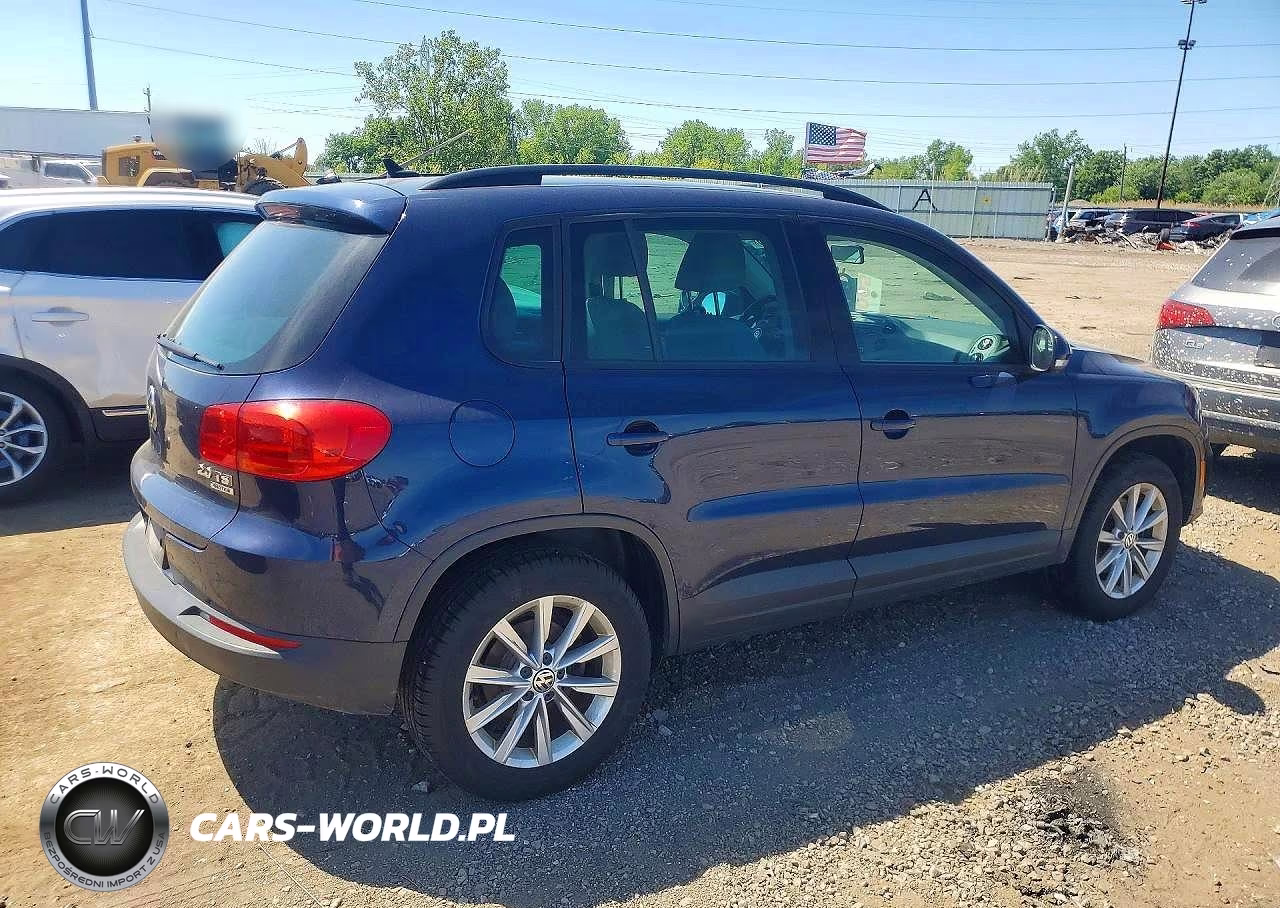 2015 Volkswagen Tiguan S VIN:WVGBV7AX8FW542415 - 3