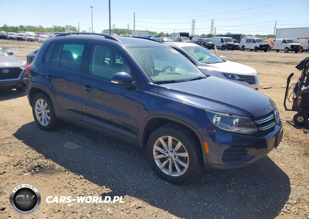 2015 Volkswagen Tiguan S VIN:WVGBV7AX8FW542415 - 4