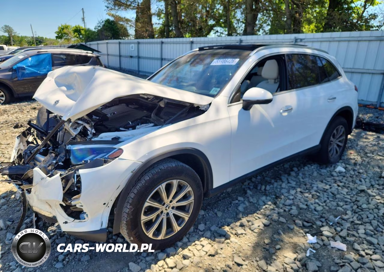 2025 Mercedes-Benz Glc 300 4Matic – zdjęcie 1 z 12