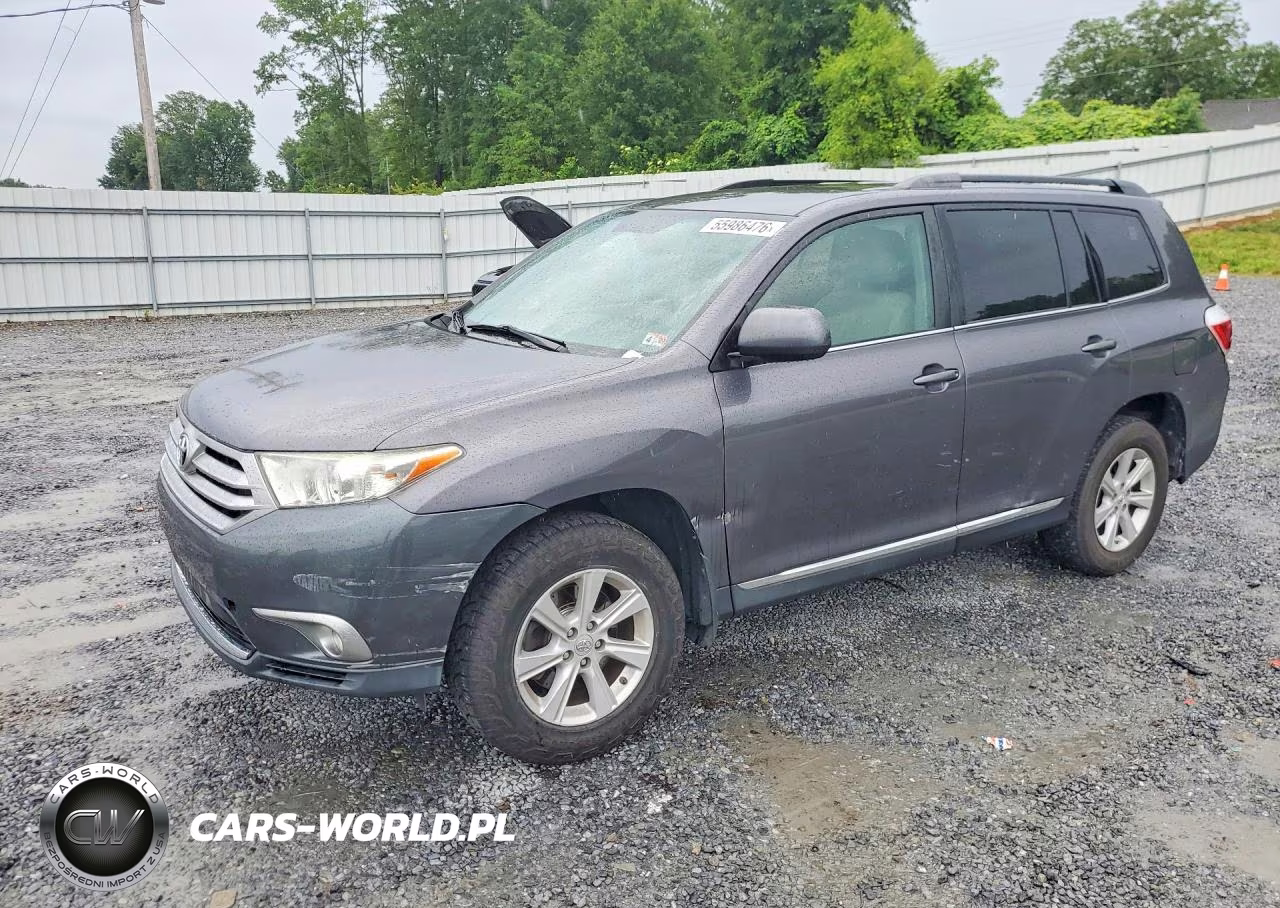 2011 Toyota Highlander Base