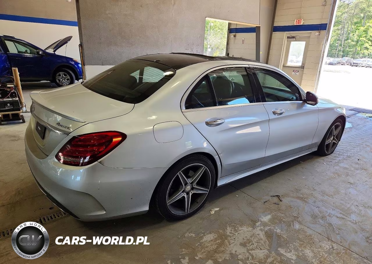 2015 Mercedes-Benz C 300 4Matic VIN:55SWF4KB1FU095417 - 3