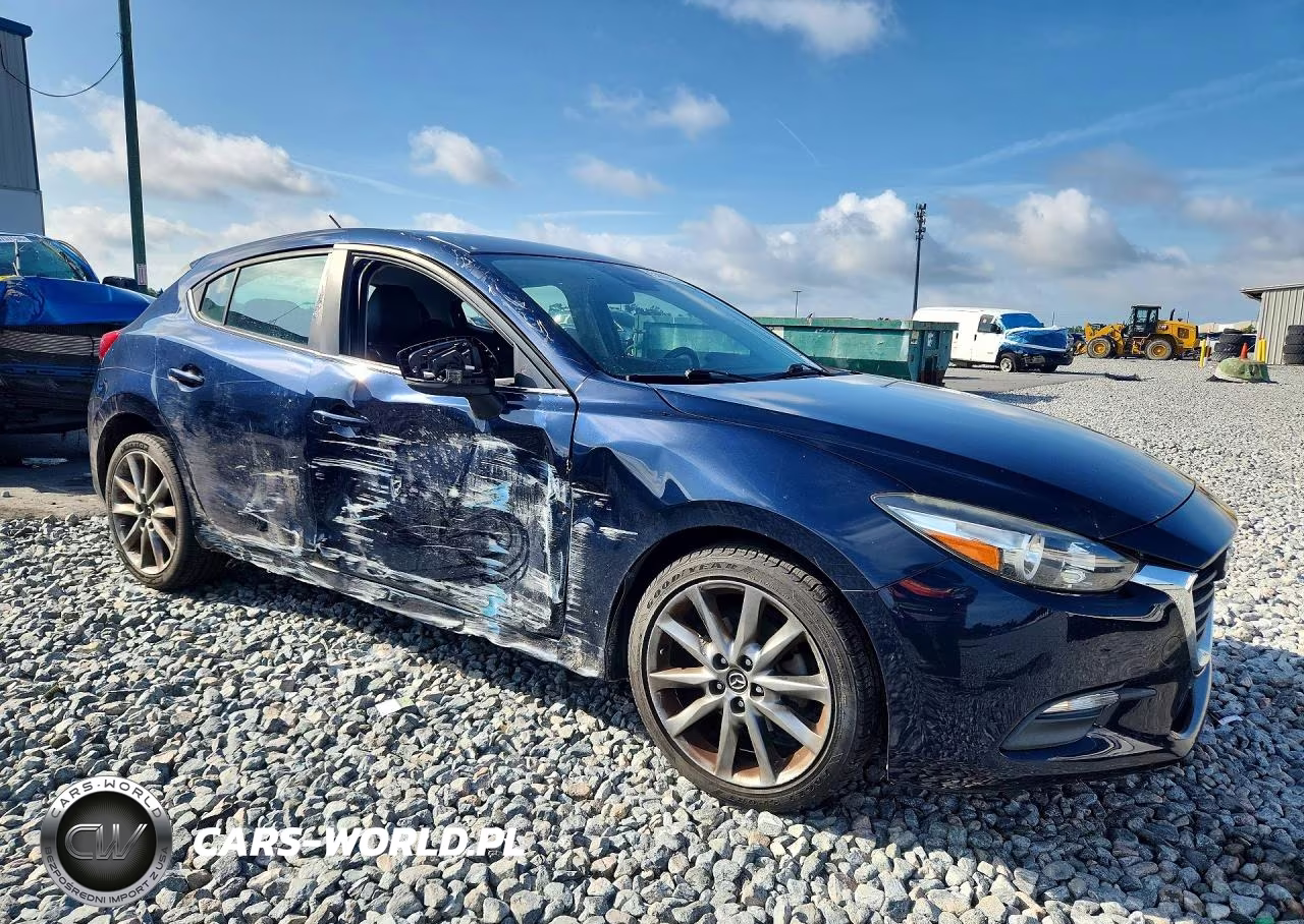 2018 Mazda 3 Touring VIN:3MZBN1L31JM227151 - 4