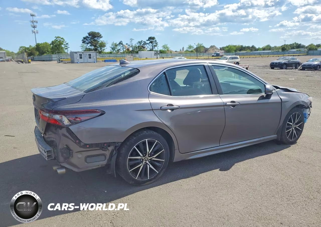 2021 Toyota Camry Se VIN:4T1G11BK5MU028824 - 3