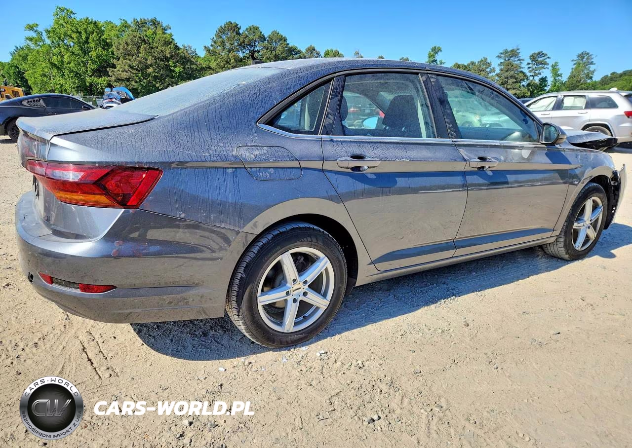 2019 Volkswagen Jetta S VIN:3VWC57BU7KM026681 - 3