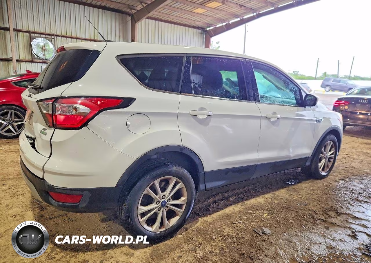 2017 Ford Escape Se VIN:1FMCU0GD5HUB42662 - 3
