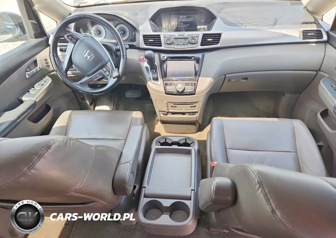 2015 Honda Odyssey Touring VIN:5FNRL5H97FB090773 - 8