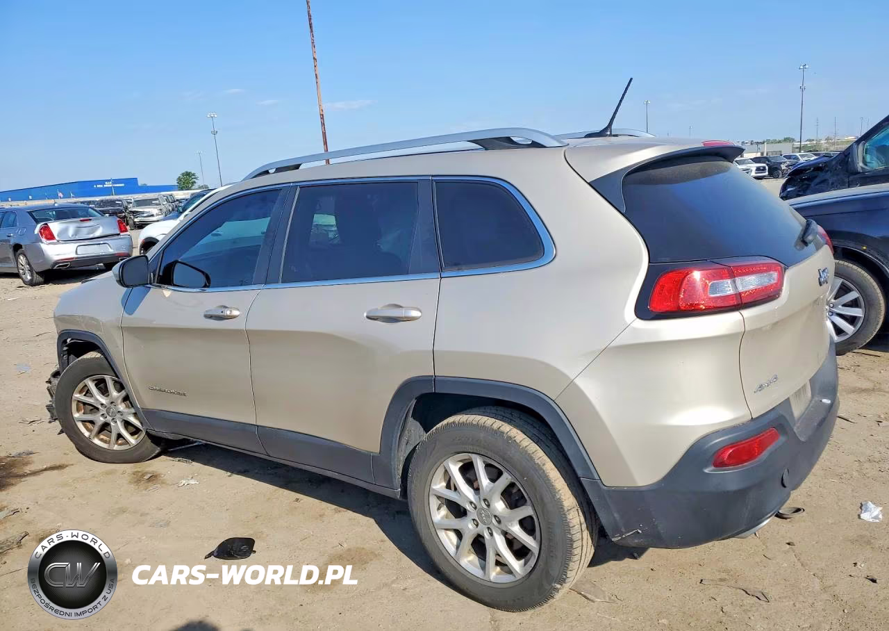 2015 Jeep Cherokee Latitude VIN:1C4PJMCS5FW501245 - 2