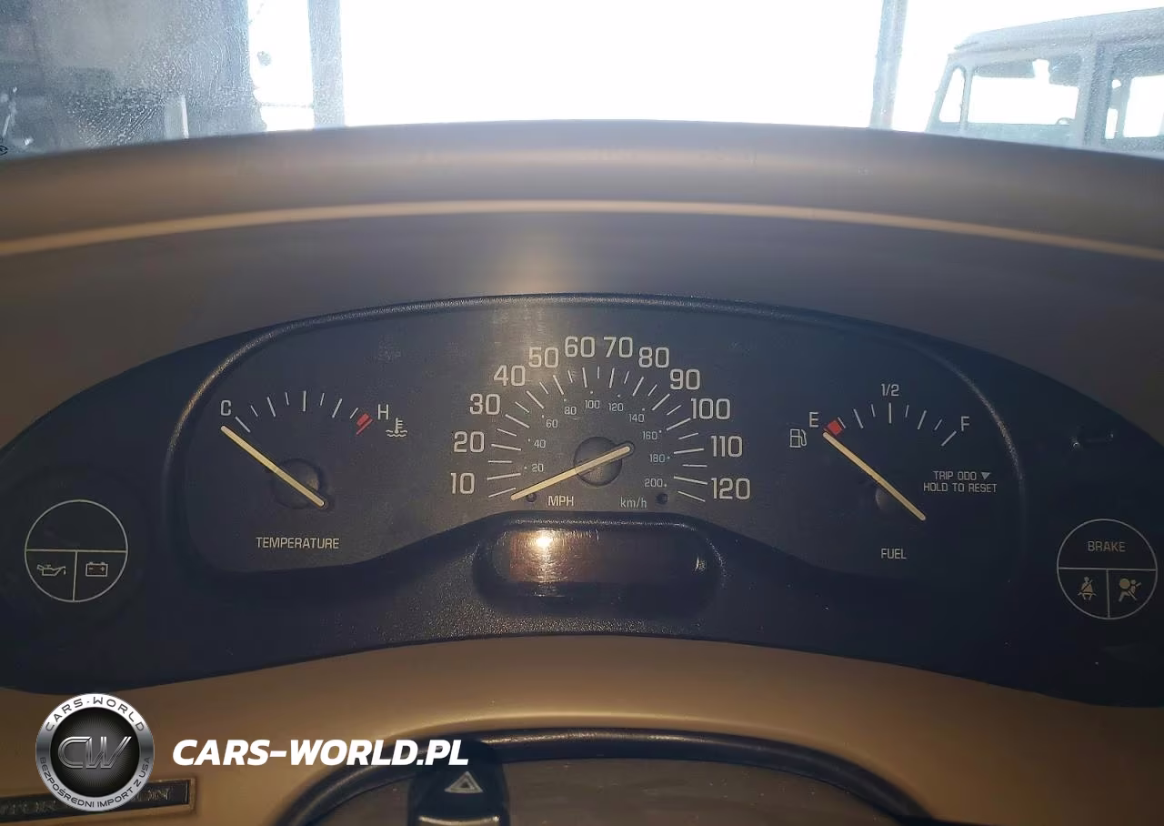 2002 Buick Century Custom VIN:2G4WS52J421189925 - 9