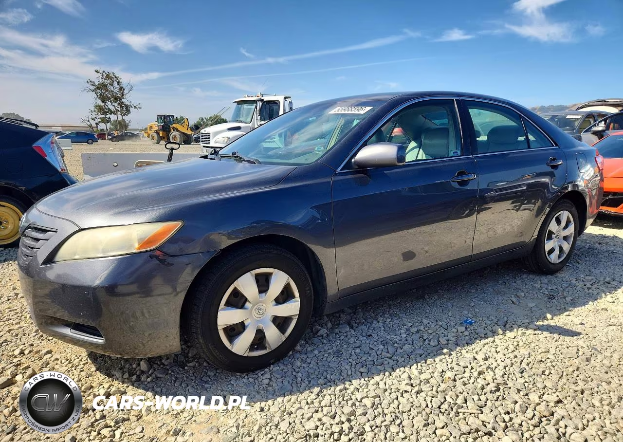 2008 Toyota Camry Le – zdjęcie 1 z 12