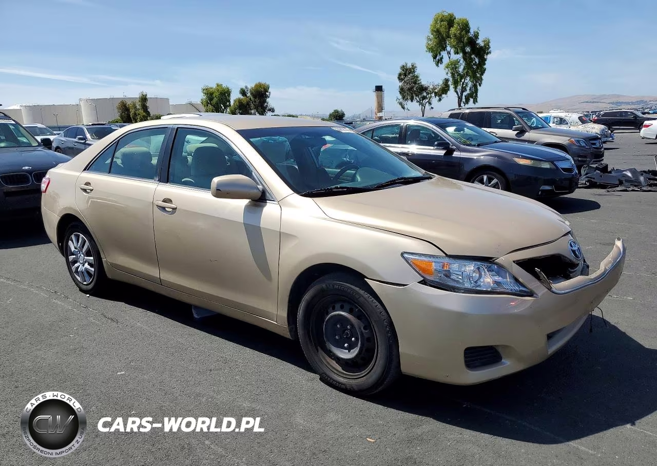 2010 Toyota Camry Le V6 VIN:4T1BK3EK2AU116076 - 4
