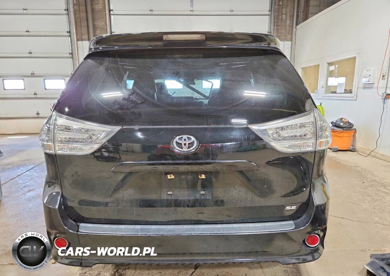 2025 Toyota Sienna Sport VIN:5TDXK3DC0BS064151 - 6