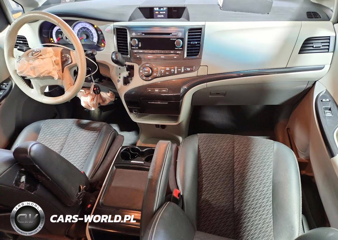 2025 Toyota Sienna Sport VIN:5TDXK3DC0BS064151 - 8