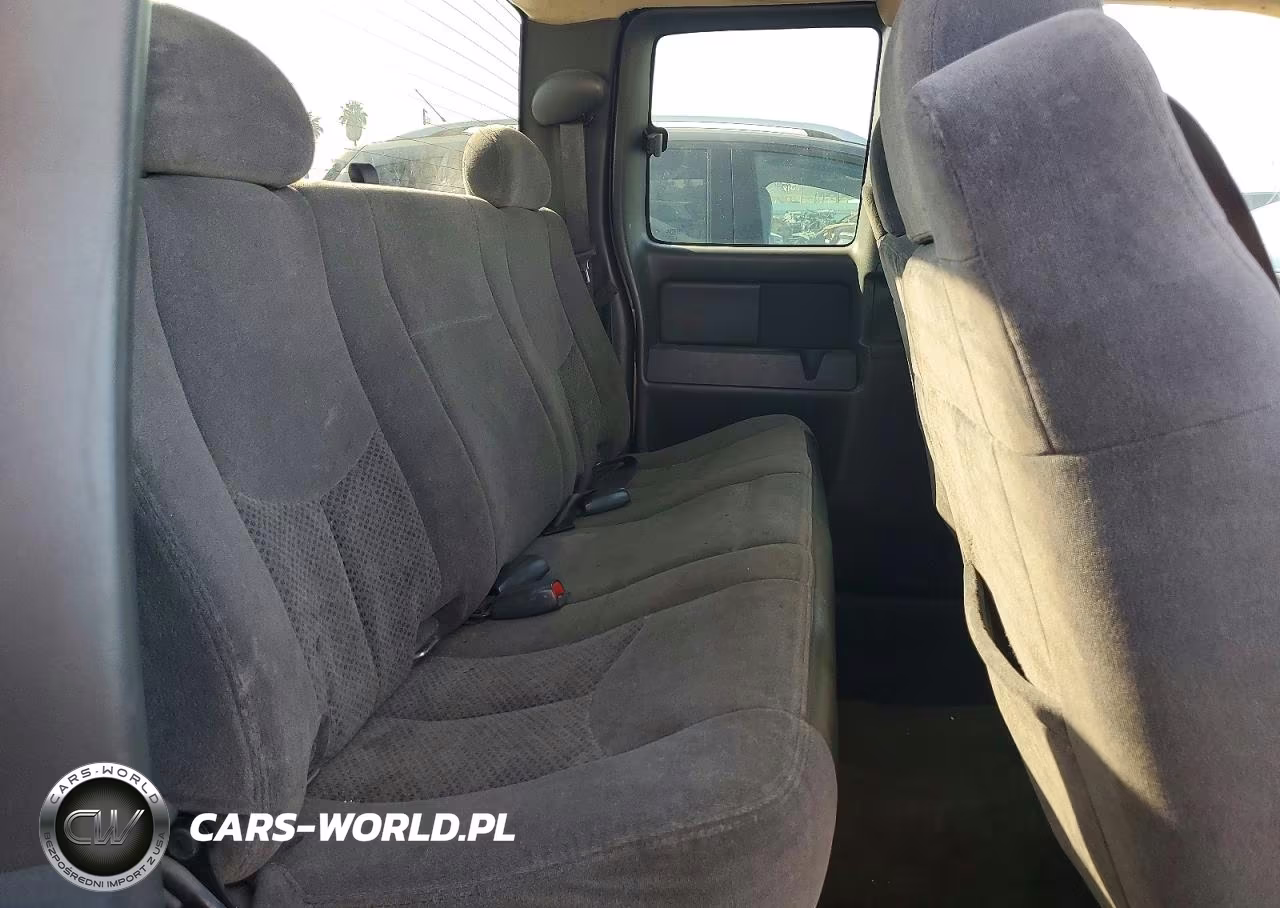 2005 Chevrolet Silverado C1500 VIN:1GCEC19X45Z269544 - 10