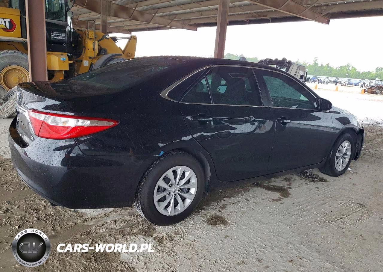 2015 Toyota Camry Le VIN:4T4BF1FK9FR510534 - 3