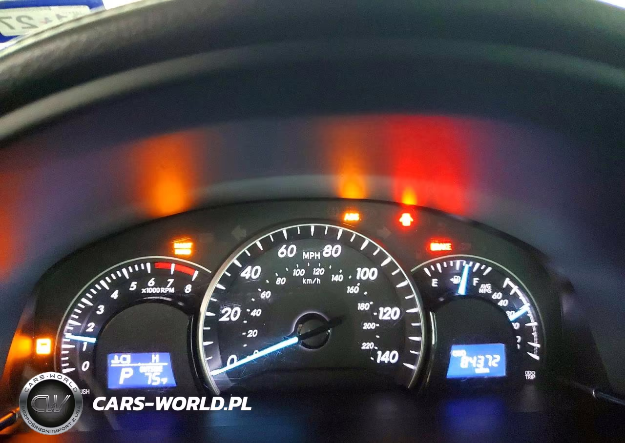 2015 Toyota Camry Le VIN:4T4BF1FK9FR510534 - 9