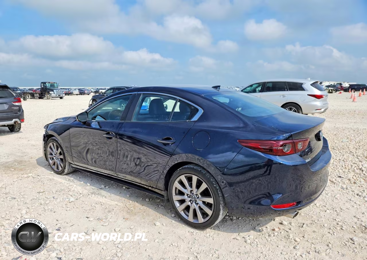 2020 Mazda 3 Preferred VIN:JM1BPADL4L1166261 - 2