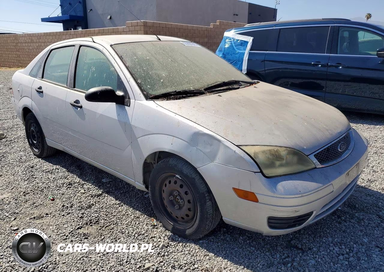 2007 Ford Focus VIN:1FAHP34NX7W232124 - 4
