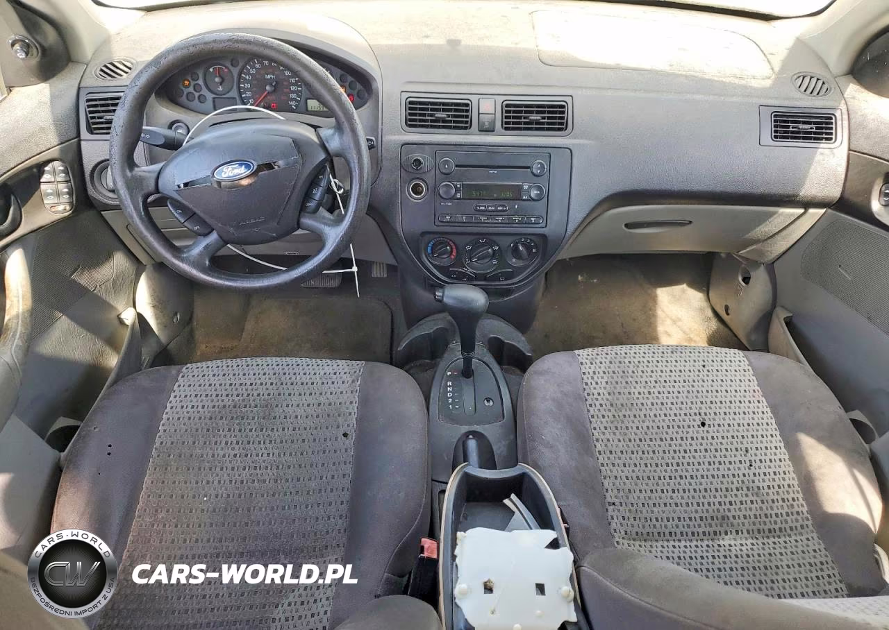 2007 Ford Focus VIN:1FAHP34NX7W232124 - 8