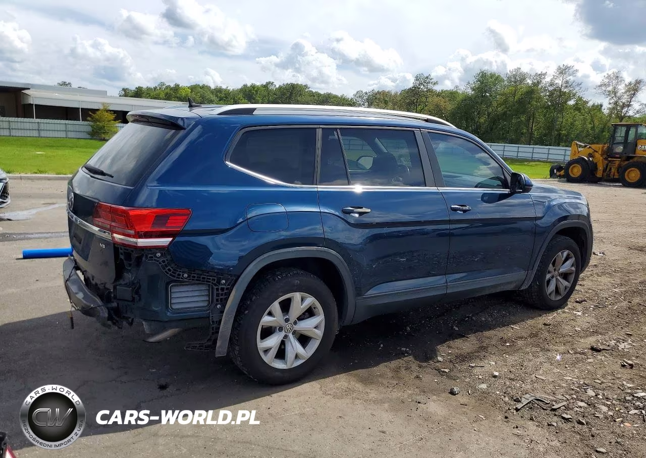 2018 Volkswagen Atlas Se VIN:1V2CR2CA2JC516782 - 3