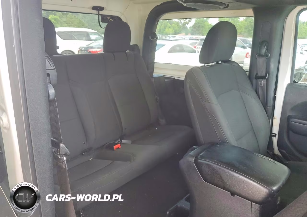2019 Jeep Wrangler Sport VIN:1C4GJXAG7KW516470 - 10